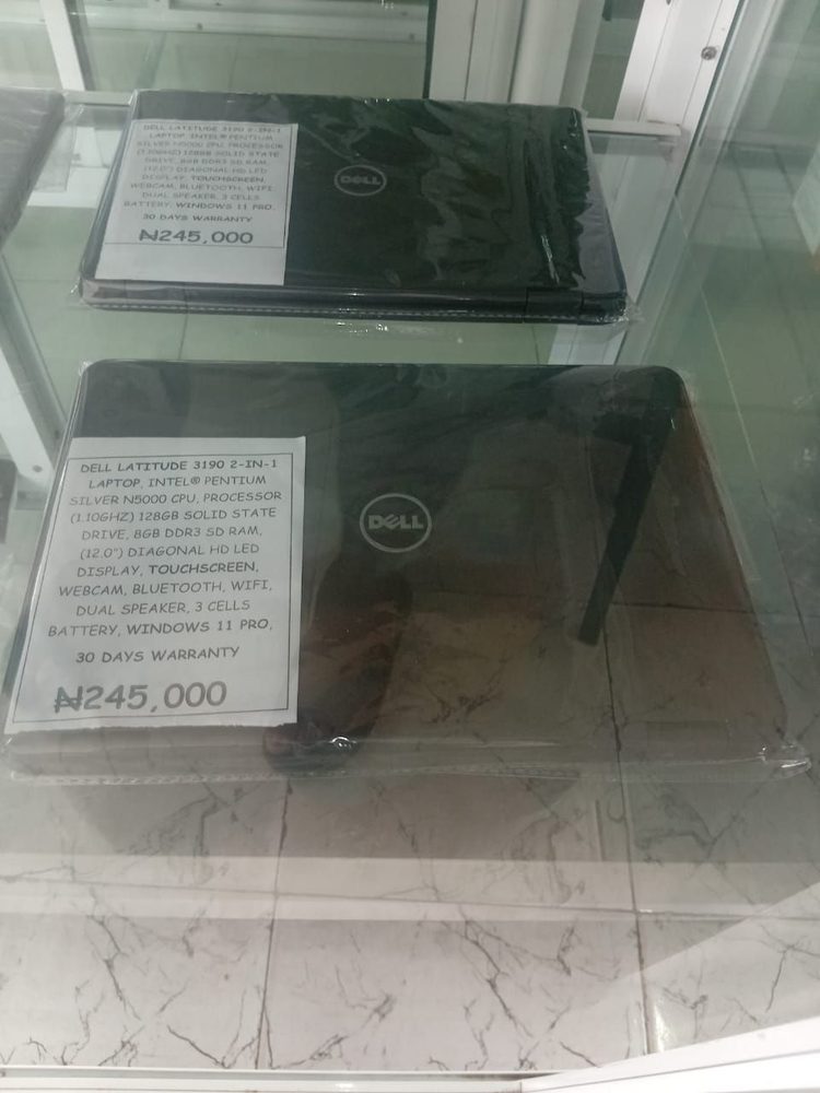Dell Latitude 3190 2-in-1 Laptop
