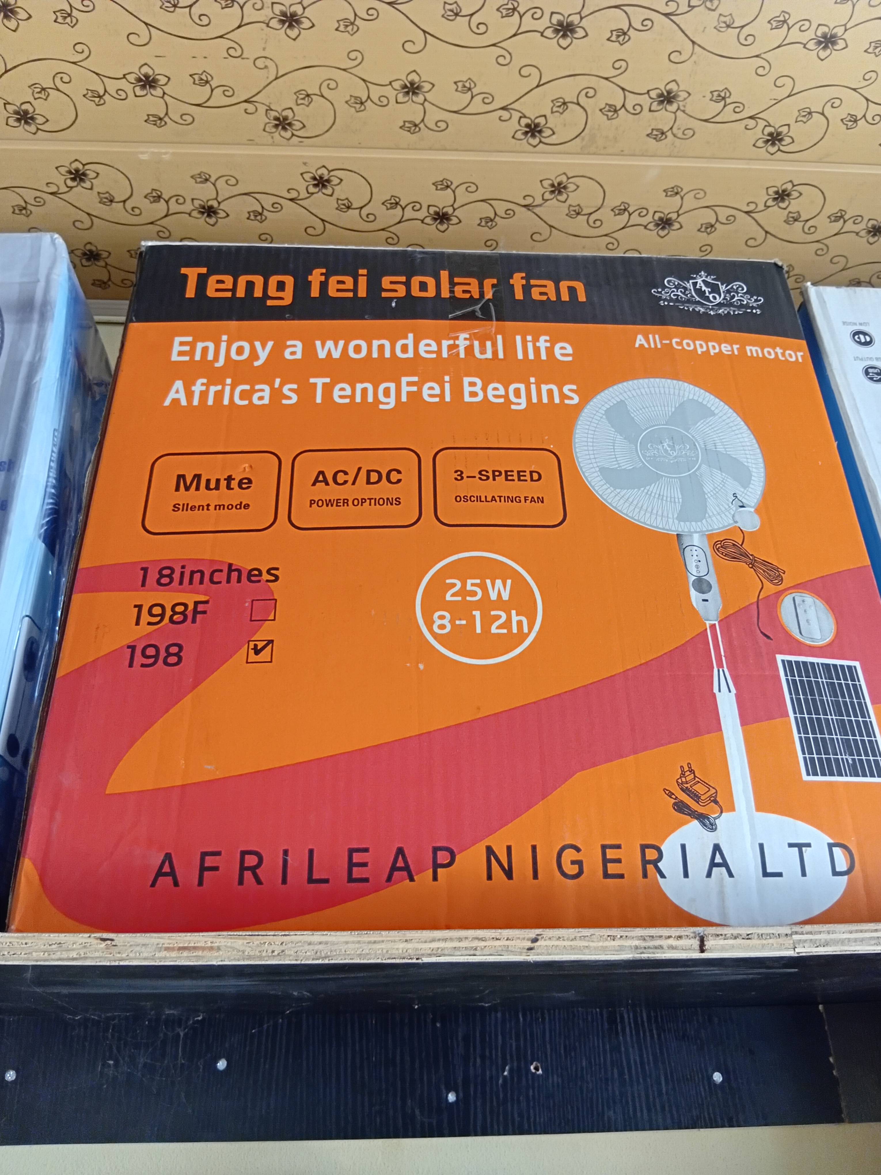 Teng Fei Solar Fan 18 inches