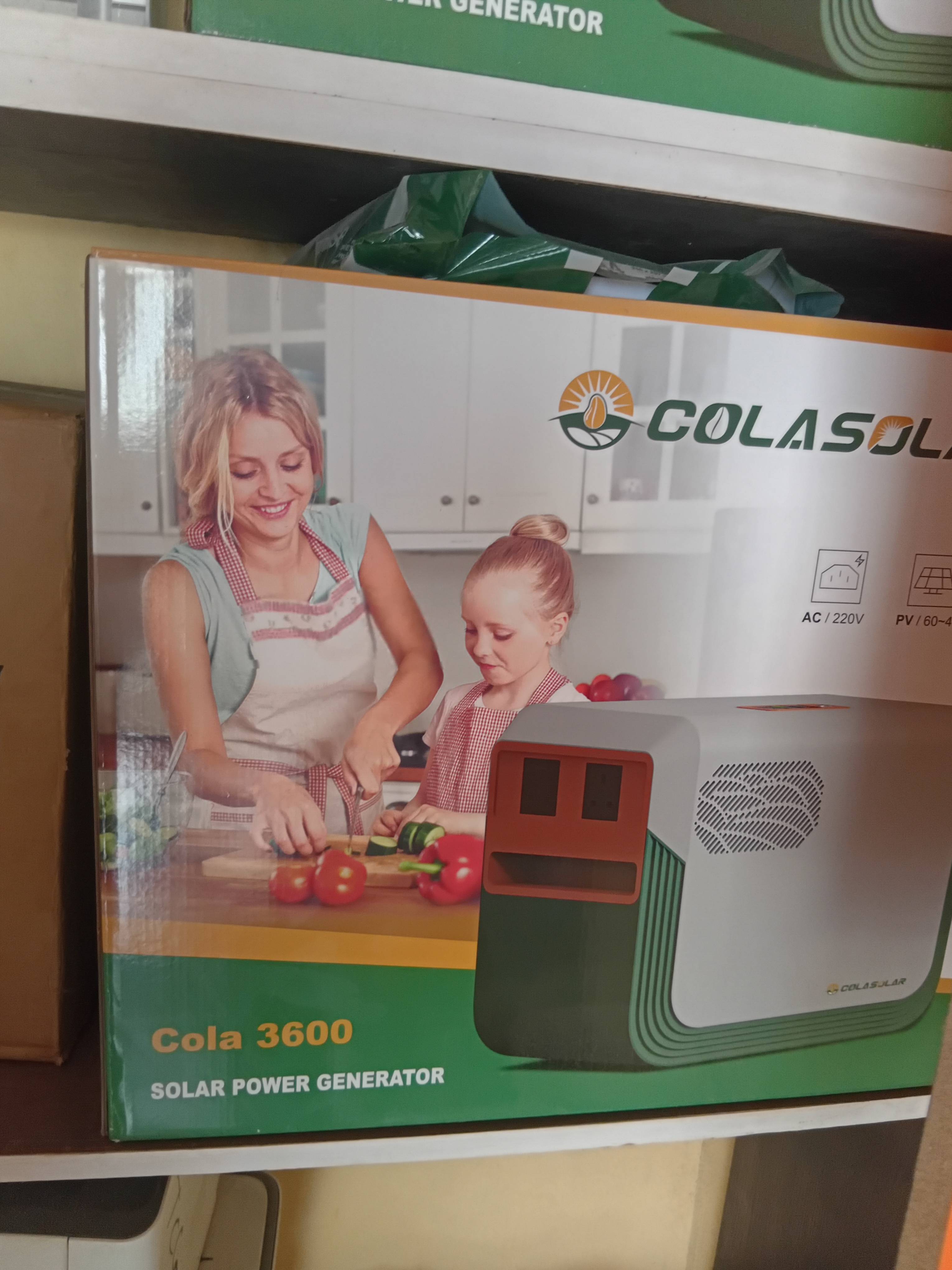 ColaSolar Cola 3600 Solar Power Generator