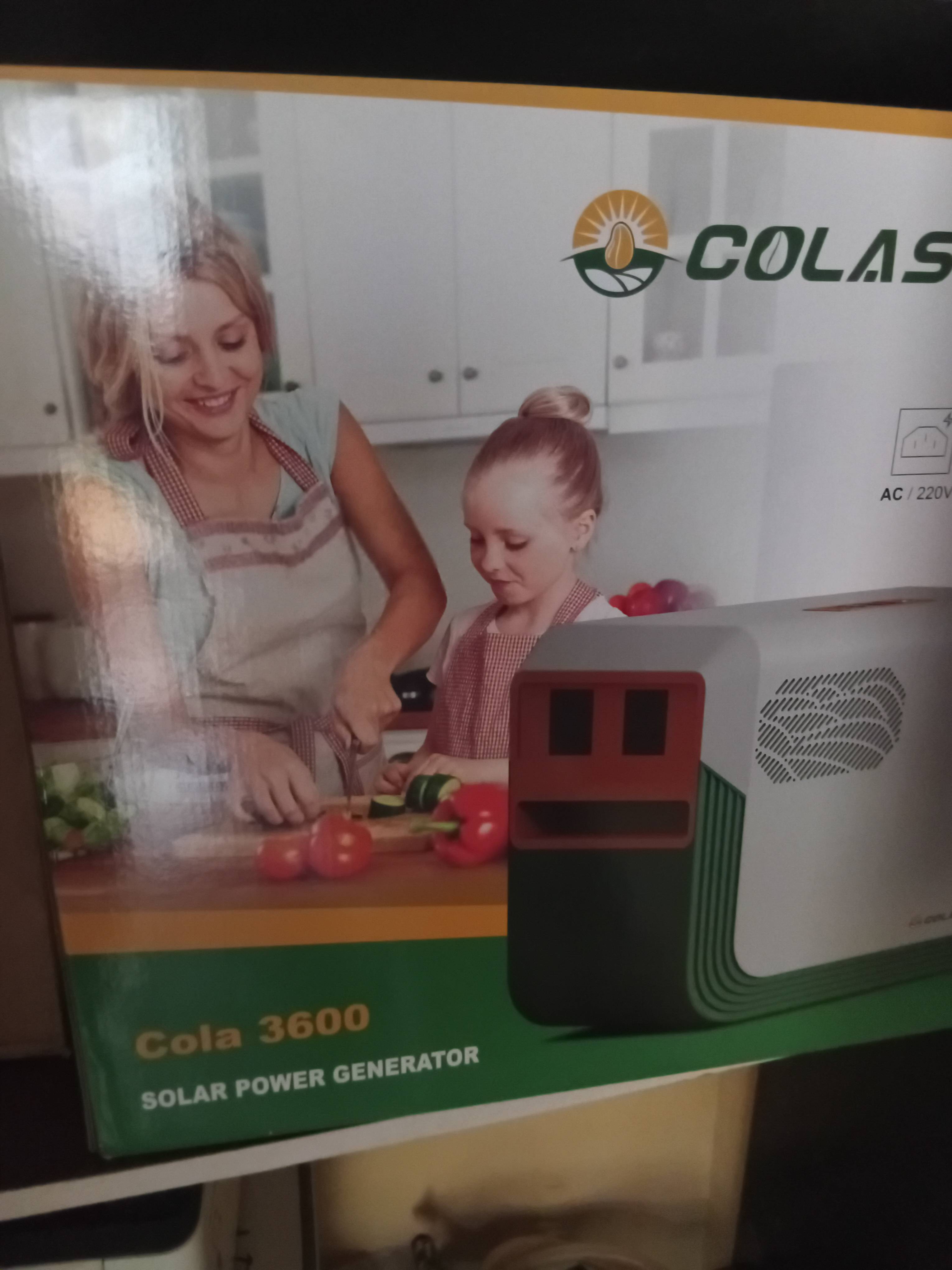 Cola 3600 Solar Power Generator